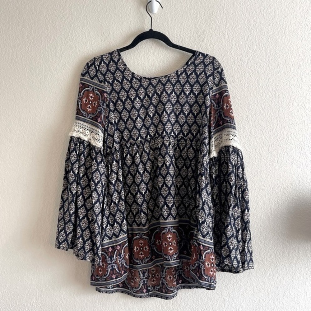 Entro Long Sleeve Boho Open Back Blouse Oversized Fit Women's Size Small